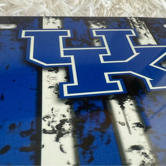 Kentucky Wildcats License Plate - Picture 2 of 3